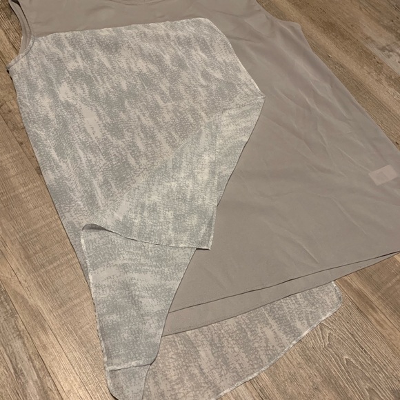 Chiffon Blouse - Picture 2 of 3